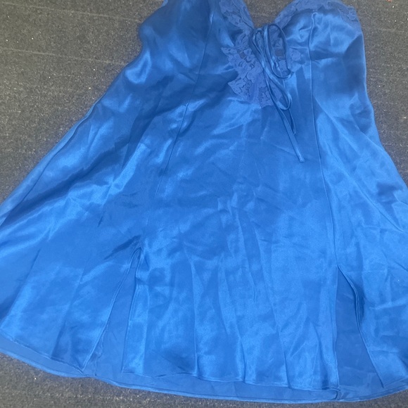 FREDERICK'S OF HOLLYWOOD BLUE DOUBLE SLIT OPEN FRONT BABYDOLL sz M/L - Picture 3 of 12